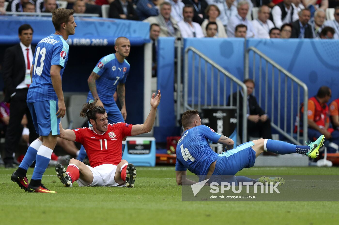 Football. UEFA Euro 2016, Wales vs. Slovakia