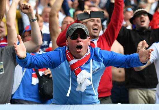 Football. UEFA Euro 2016, Wales vs. Slovakia