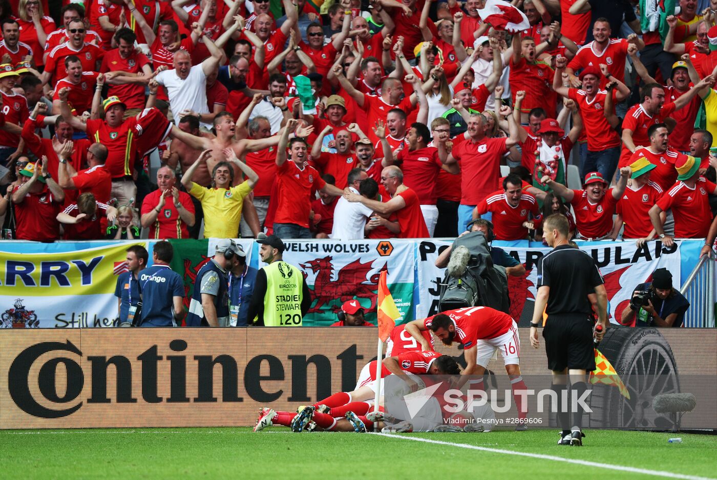 UEFA Euro 2016. Wales vs. Slovakia