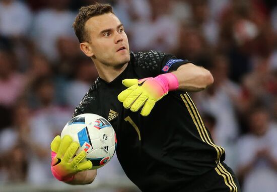 Football. UEFA Euro 2016. Russia vs. England