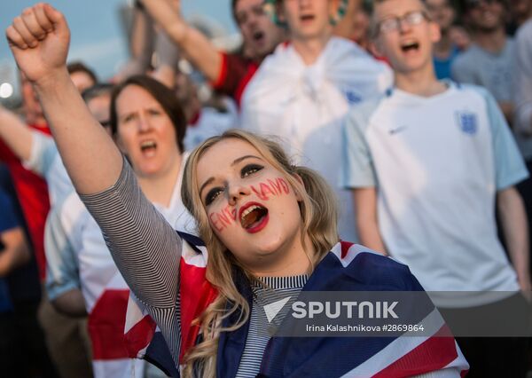 People watch Russia vs. England UEFA Euro 2016 group stage match