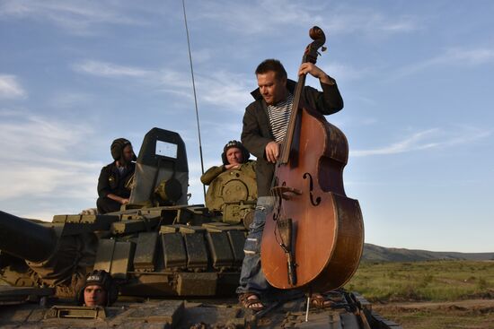 Military and historical show "Chronicles of Crimea. Episode 2016: What Fatherland Starts With?"