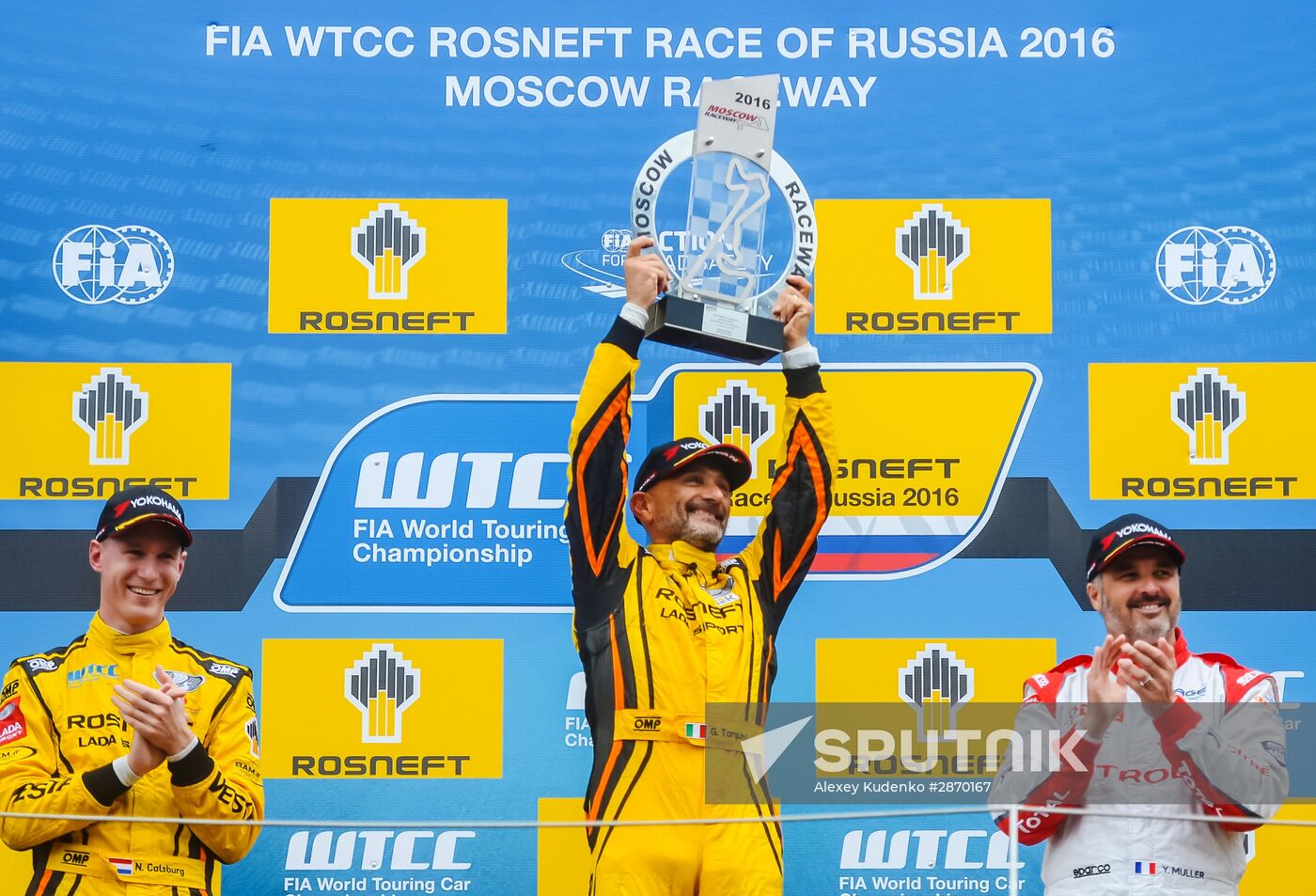 Racing. FIA WTCC. Round 4. Day Two