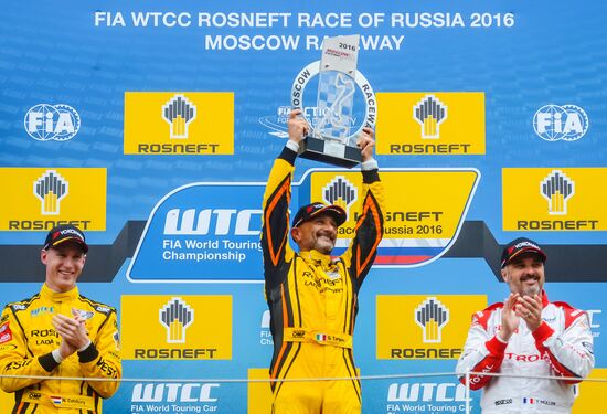 Racing. FIA WTCC. Round 4. Day Two