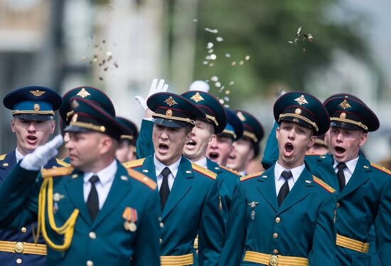 Graduation ceremony at Omsk Armor Engineering Institute