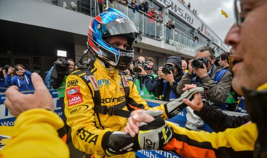 Racing. FIA WTCC. Round 4. Day Two