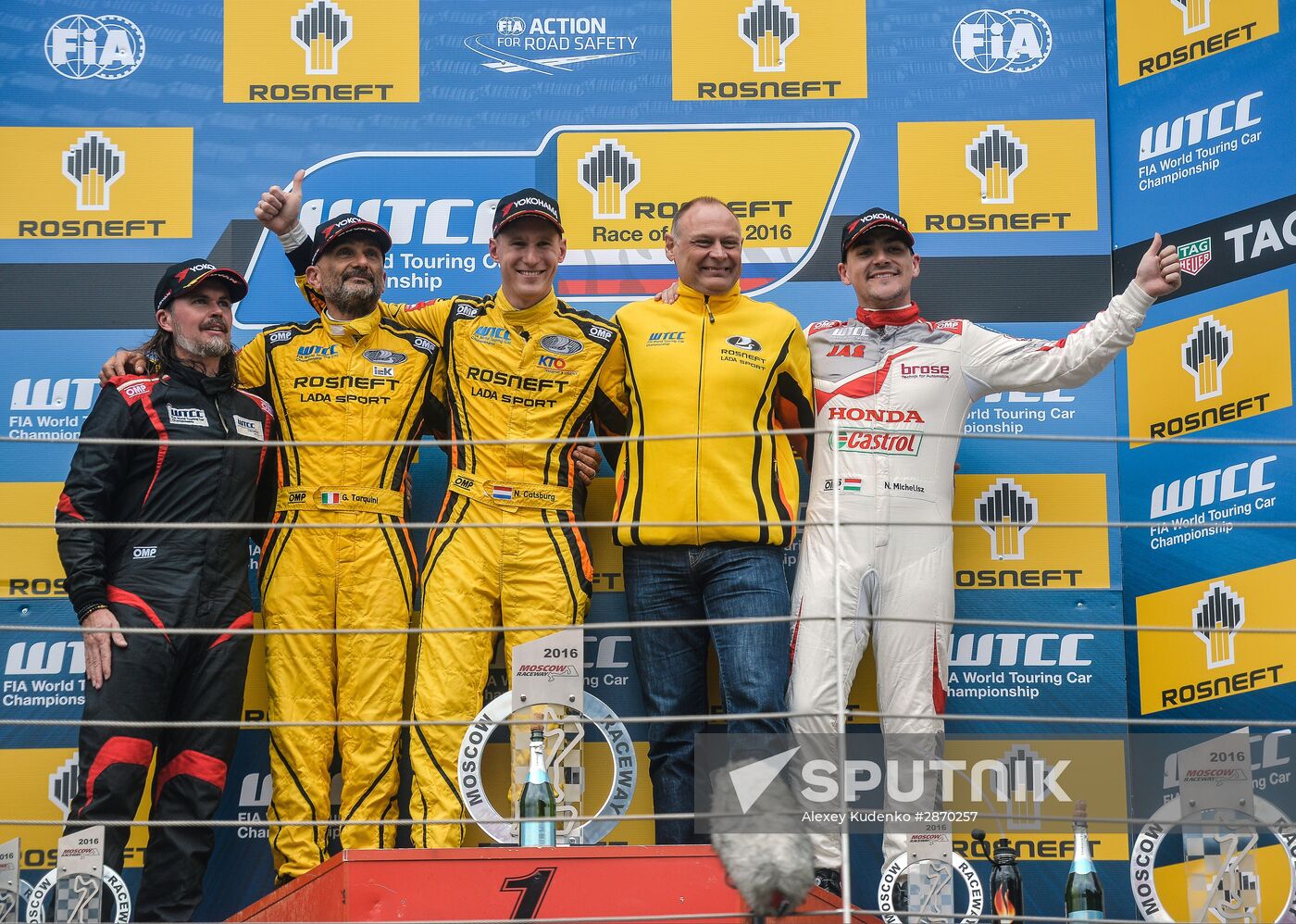 Racing. FIA WTCC. Round 4. Day Two