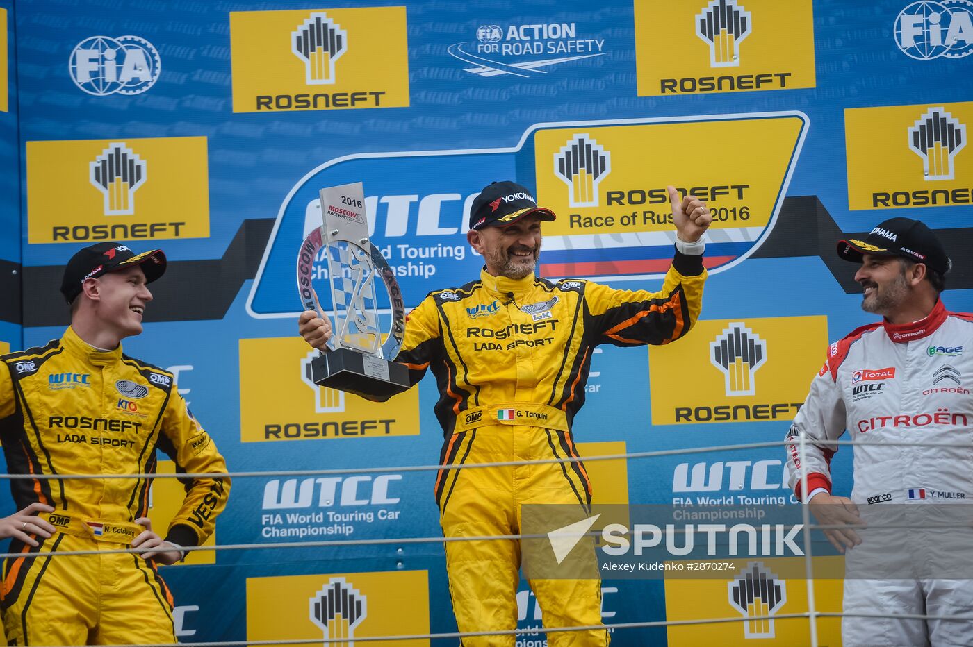 Racing. FIA WTCC. Round 4. Day Two