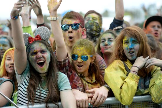 Holi festival in Moscow