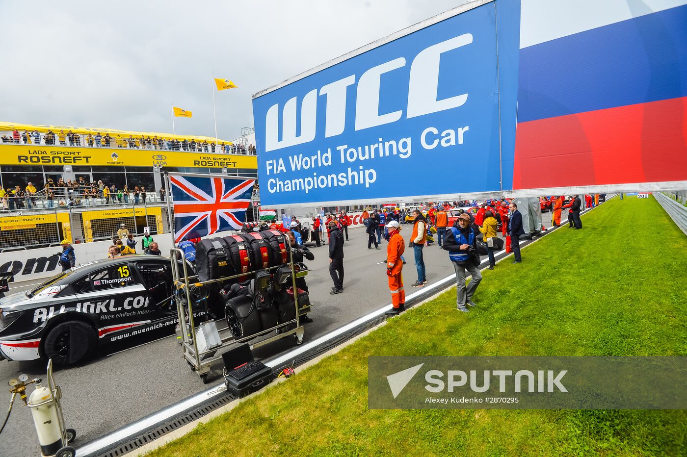 Racing. FIA WTCC. Round 4. Day Two