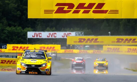 Racing. FIA WTCC. Round 4. Day Two