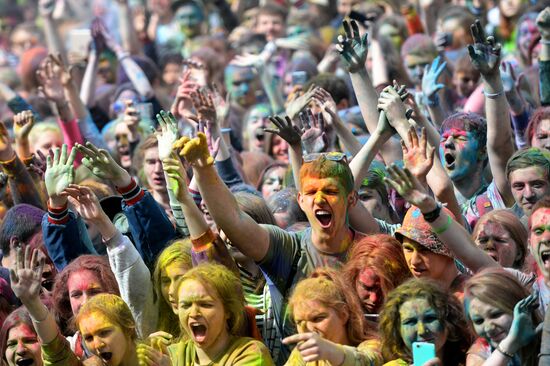 Holi festival in Moscow