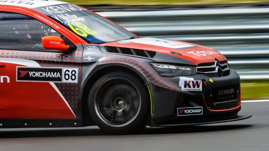 Racing. FIA WTCC. Round 4. Day Two