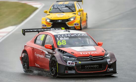 Racing. FIA WTCC. Round 4. Day Two