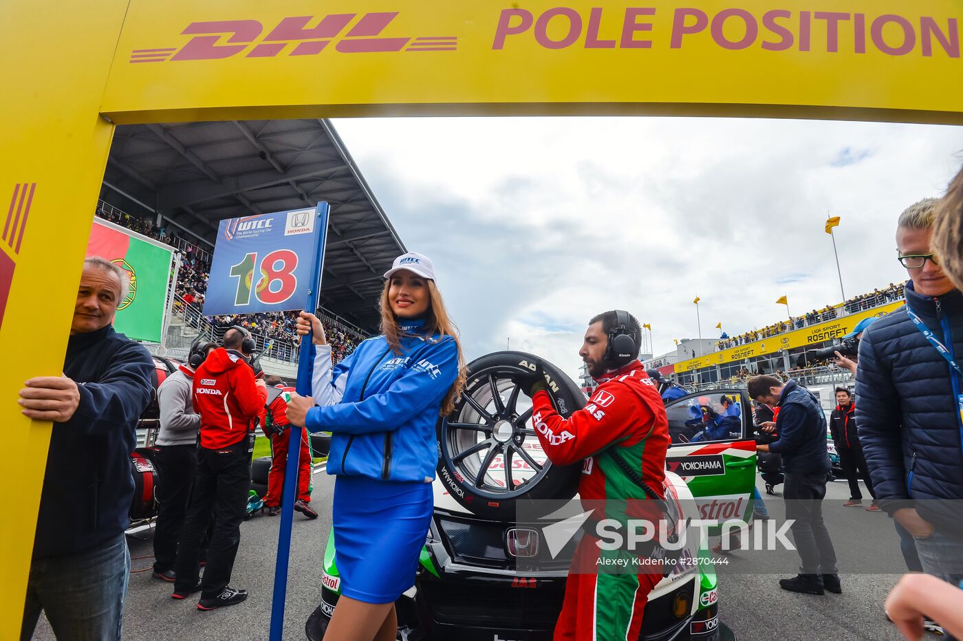 Racing. FIA WTCC. Round 4. Day Two