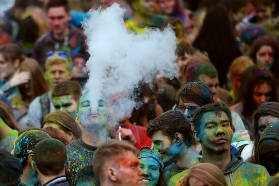 Holi festival in Moscow