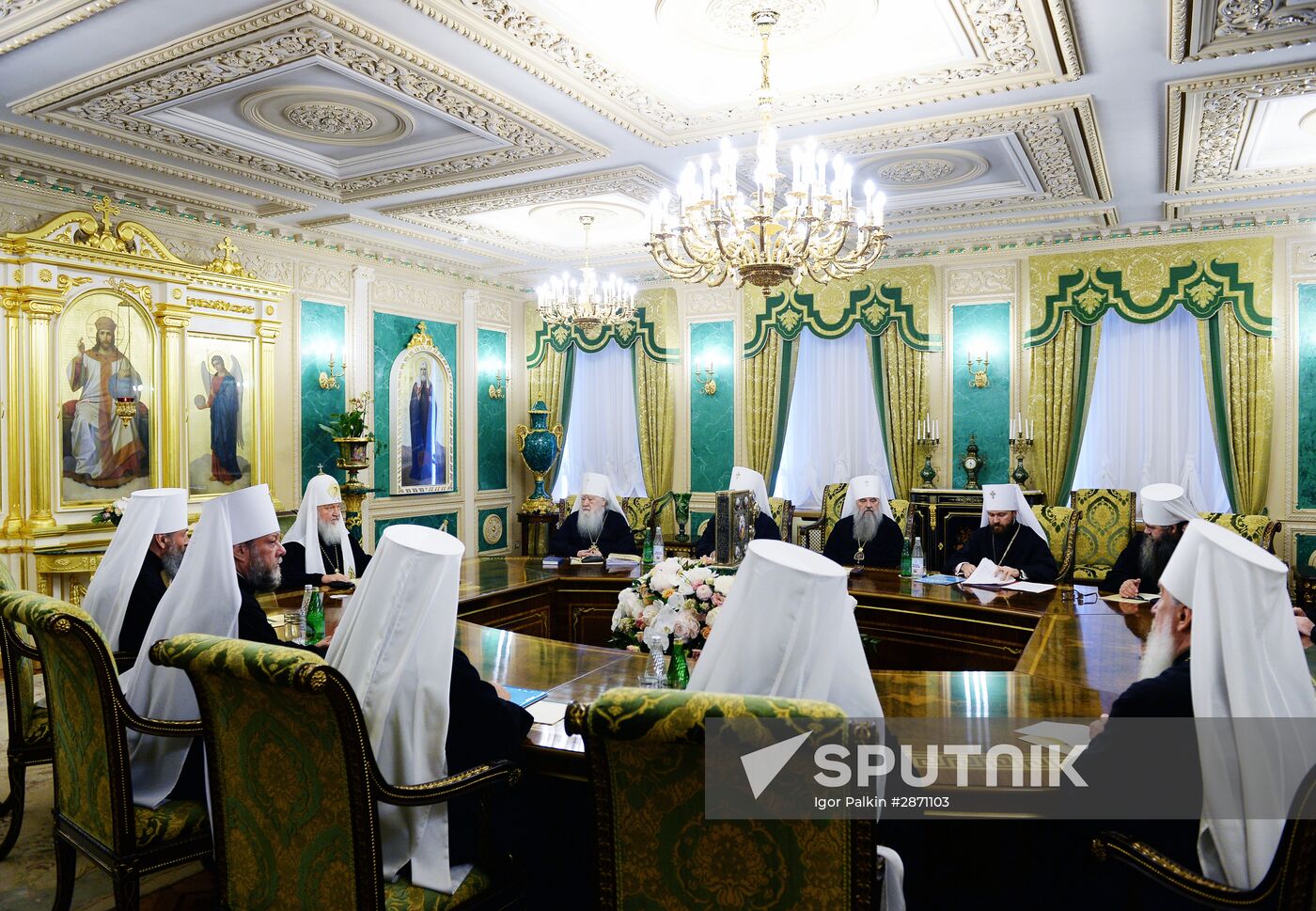 Emergency meeting of the Holy Synod of the Russian Orthodox Church