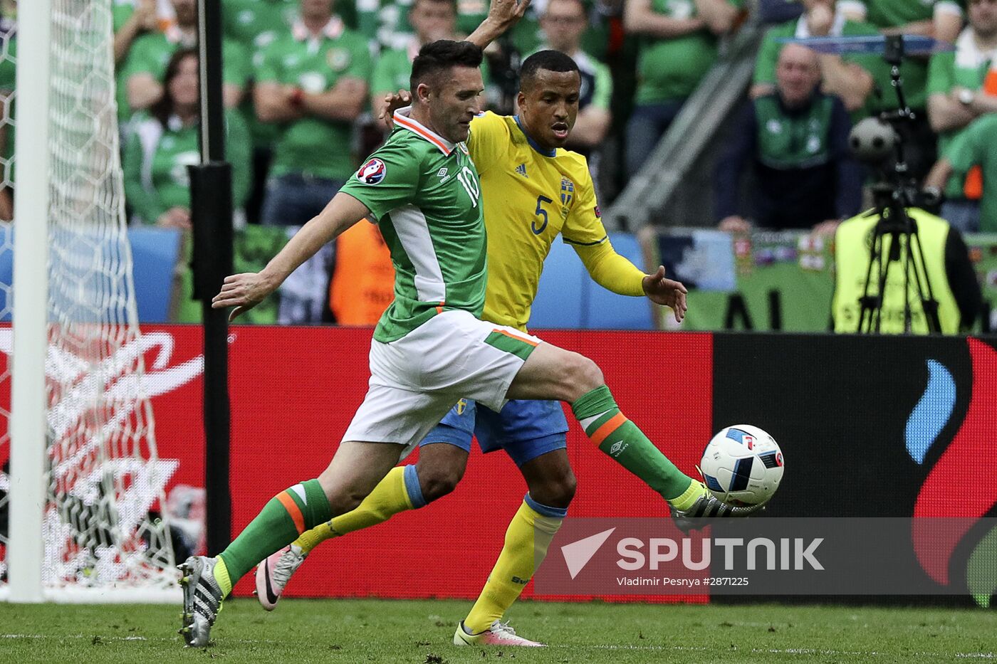 UEFA Euro 2016. Republic of Ireland vs. Sweden