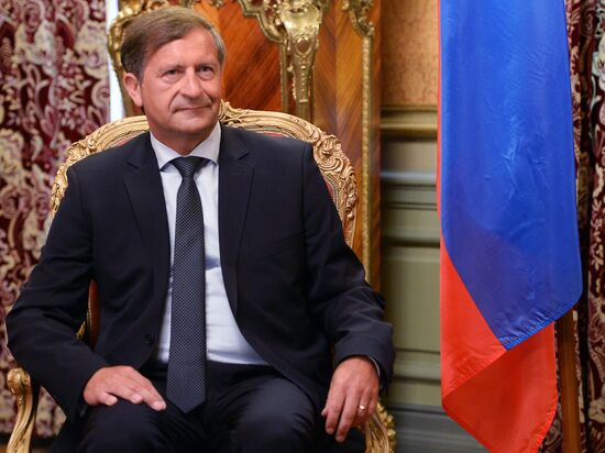 Sergey Lavrov meets with Slovenia's Foreign Minister Karl Erjavec