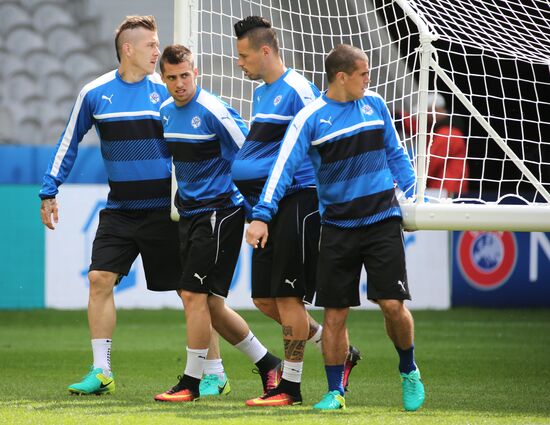 Football. UEFA Euro-2016. Slovakian team's training session