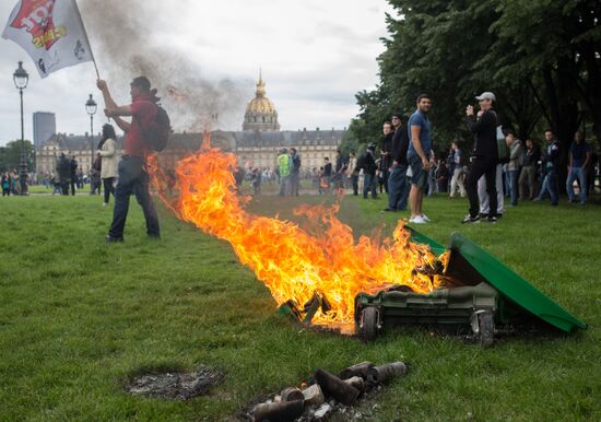 Protests in Paris