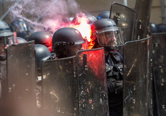 Protests in Paris