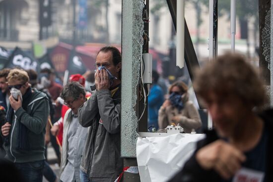 Protests in Paris