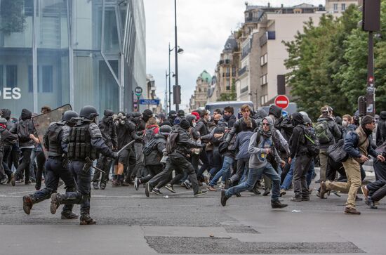 Protests in Paris