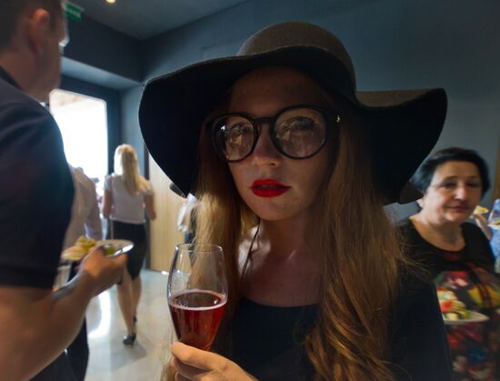 Zolotaya Balka champagne vineyard opens in Crimea