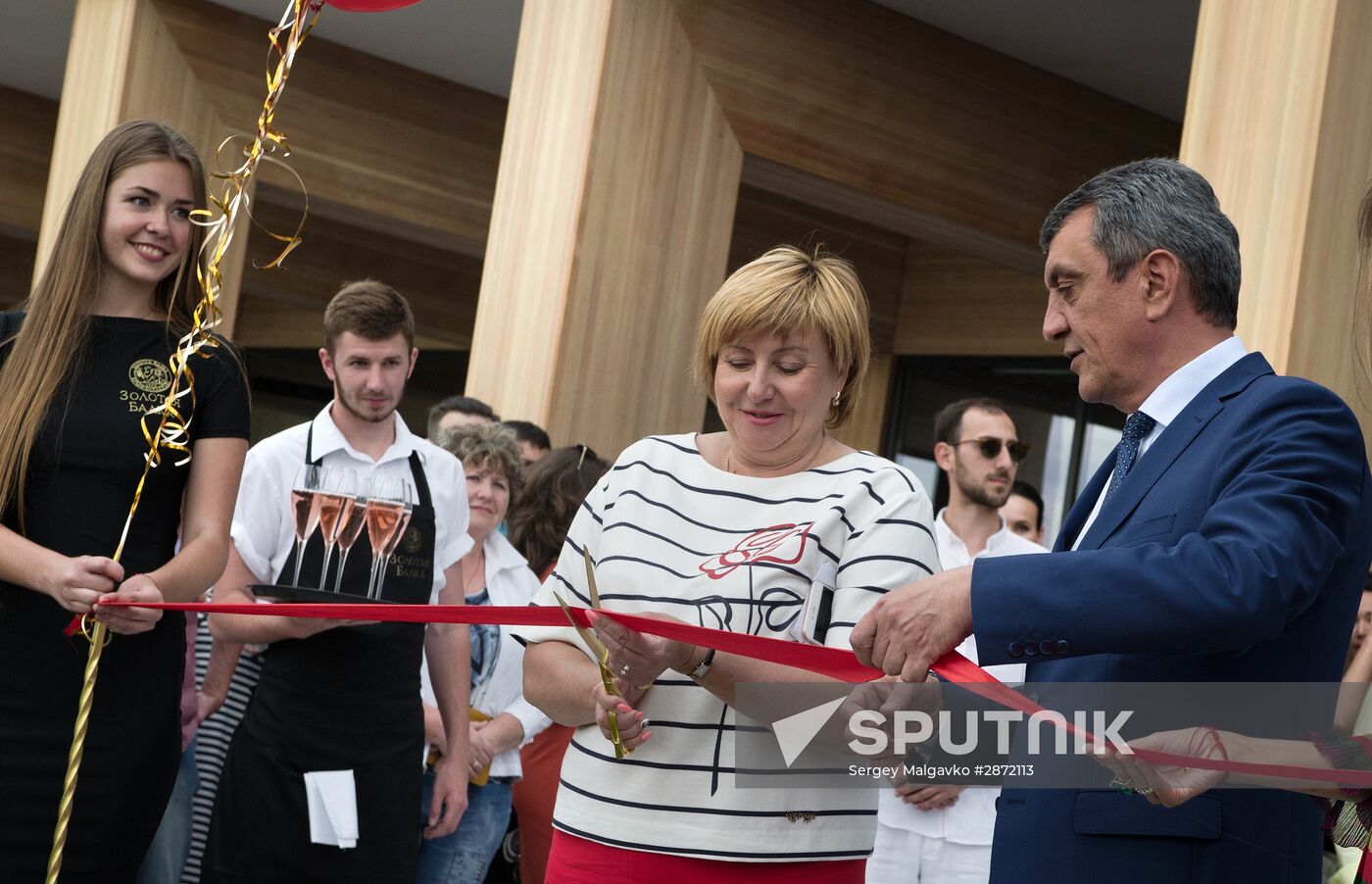 Zolotaya Balka champagne vineyard opens in Crimea