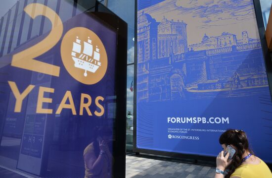 Preparations for St. Petersburg International Economic Forum's opening
