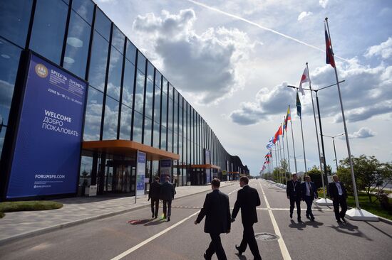 Preparations for St. Petersburg International Economic Forum's opening