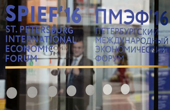 Preparations for St. Petersburg International Economic Forum's opening