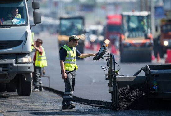 Road repairs in Omsk