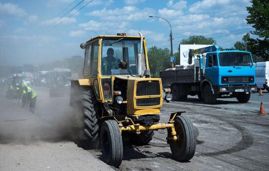 Road repairs in Omsk