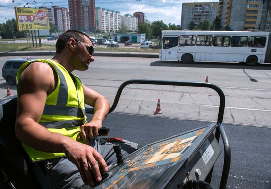 Road repairs in Omsk