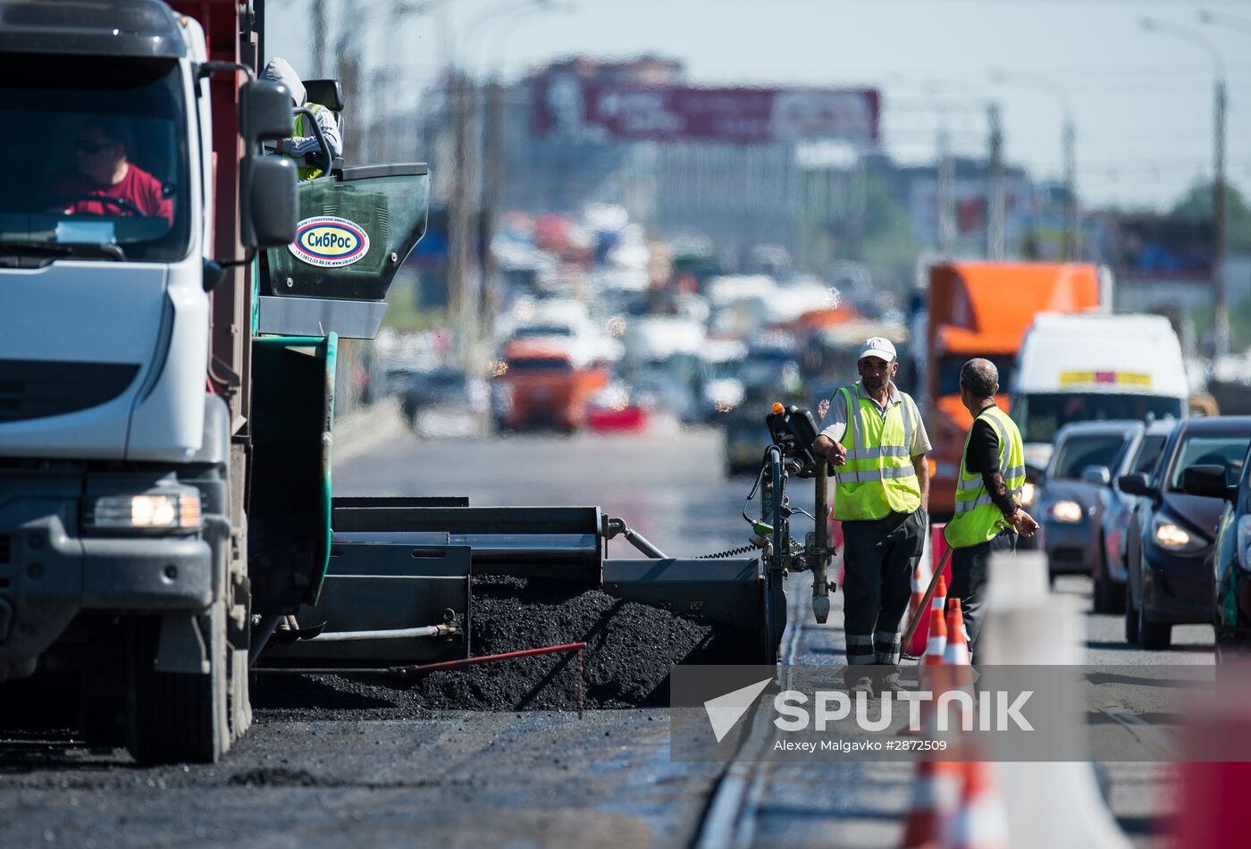 Road repairs in Omsk