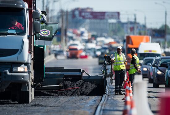 Road repairs in Omsk