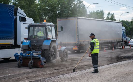 Road repairs in Omsk