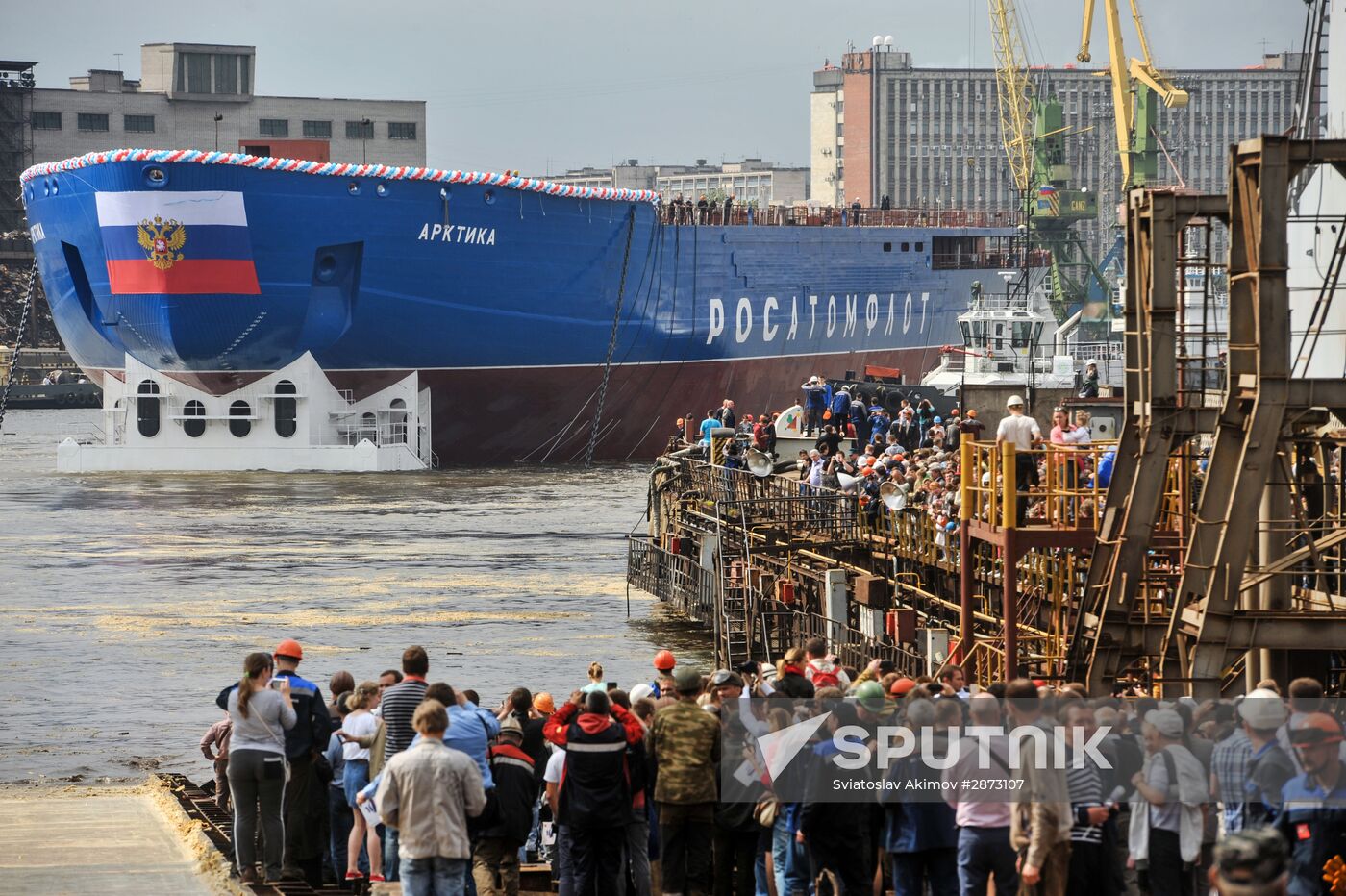 Lead Project Arktika nuclear icebreaker launched in St. Petersburg