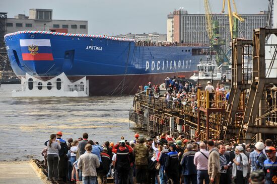 Lead Project Arktika nuclear icebreaker launched in St. Petersburg