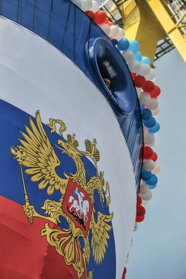 Lead Project Arktika nuclear icebreaker launched in St. Petersburg