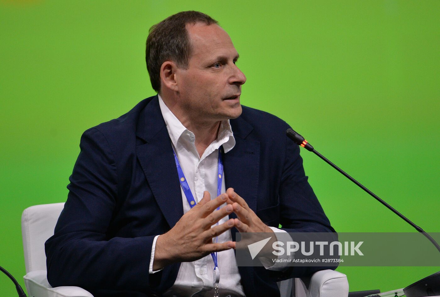 Sberbank plenary session. Technologies As a Pass Into Tomorrow: Evolve or Die