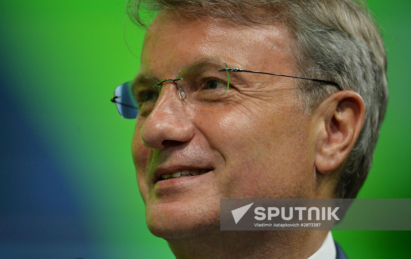 Sberbank plenary session. Technologies As a Pass Into Tomorrow: Evolve or Die