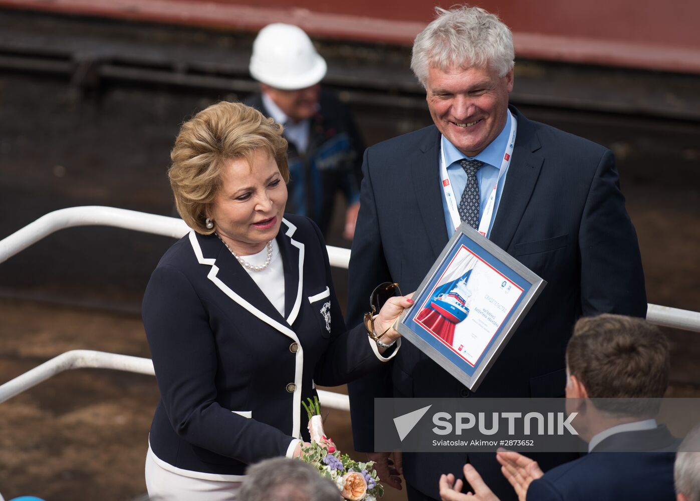 Lead Project Arktika nuclear icebreaker launched in St. Petersburg