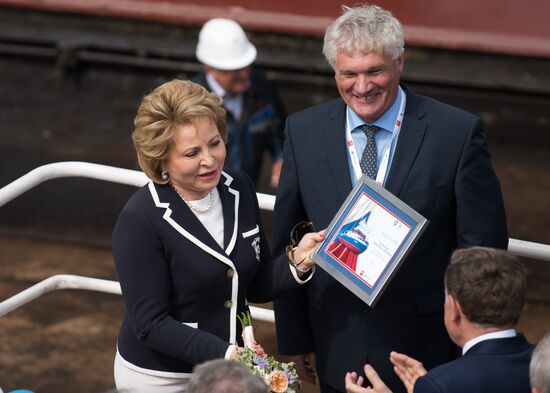 Lead Project Arktika nuclear icebreaker launched in St. Petersburg