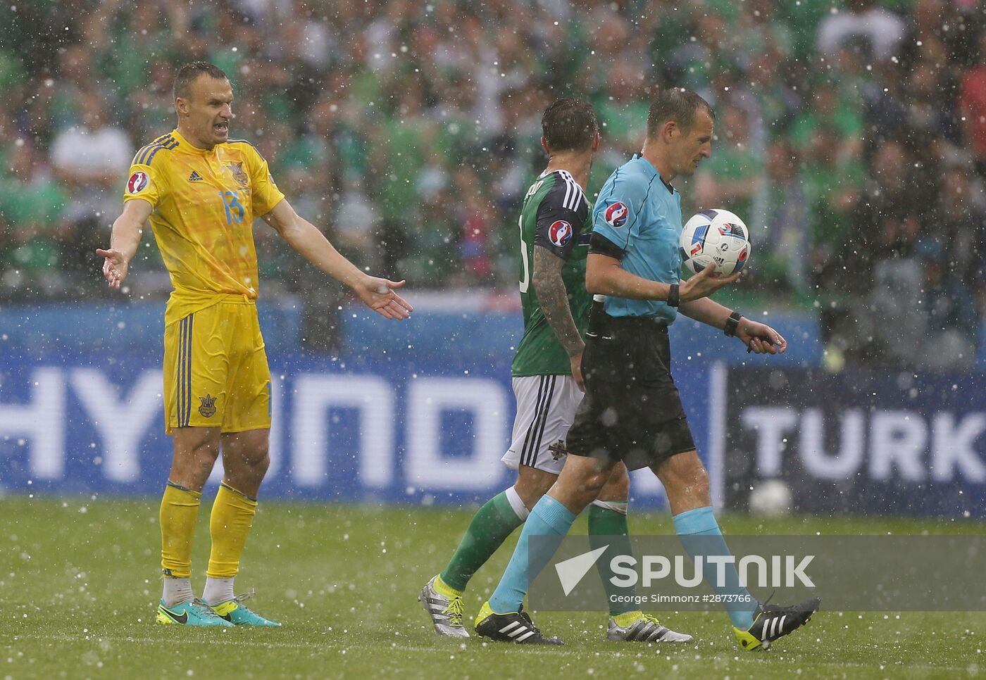 Football. UEFA Euro 2016. Ukraine vs. Northern Ireland