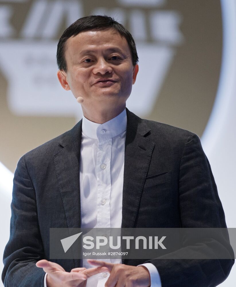 Conversation with Alibaba Group head Jack Ma during SPIEF