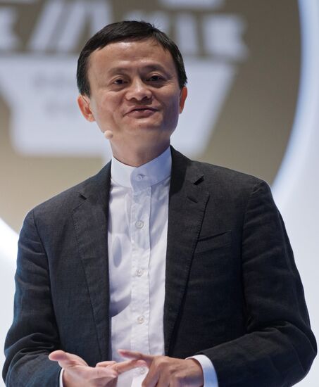 Conversation with Alibaba Group head Jack Ma during SPIEF