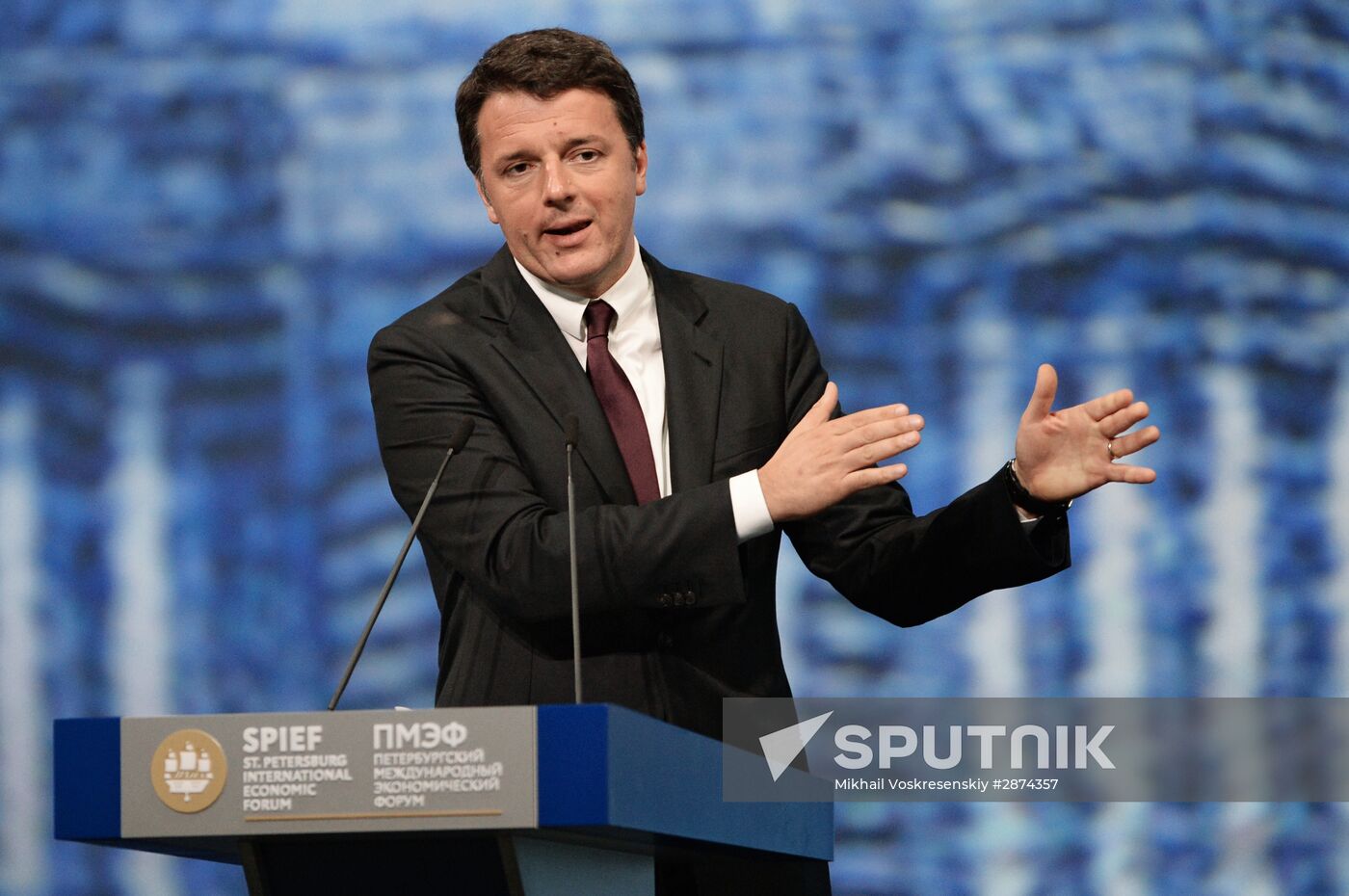 Capitalizing on the New Global Economic Reality plenary session